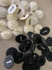 Ok İşaretli Buton Başlığı 24,5mm 210 Adet - Vinç Kumandası vb Buton Başlığı - 1