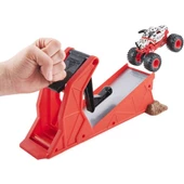 Monster Jam 1:64 Monster Mutt Dalmatian Oyun Seti - 5