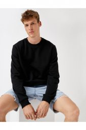 Basic Sweatshirt - 1
