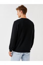 Basic Sweatshirt - 4