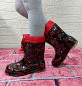 Çağrı Kırmızı Çiçekli Siyah İçi Yünlü Kız Çocuk Konçlu Yağmur Çizmesi thumbnail 3