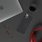 Apple iPhone 11 Pro İnce Mat Silikon Kılıf Siyah - 3