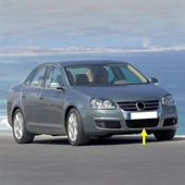 VW Jetta MK5 2006-2011 Ön Tampon Orta Izgarası Kromlu 1K0853677C thumbnail 2