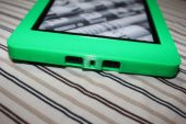 Kindle Paperwhite Kutu Kılıf Plastik Aparat - 9