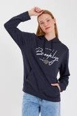 Süperlife Kadın Kapşonlu Regular Fit El Yazılı Brooklyn Baskılı İnce Sweatshirt SPR23SWk361 thumbnail 5