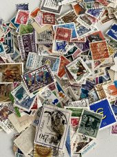 Damgalı Dünya Pulu Lotu 200 Adet - Yabancı Posta Pulu thumbnail 1