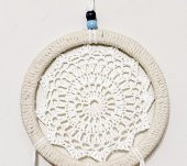 Kırmızı Kuş Tüylü Dream Catcher El Yapımı Düş Kapanı Duvar Süsü thumbnail 2