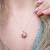 Vaoov 925 Ayar Gümüş Beyaz Taşlı Lotus Kolye thumbnail 4