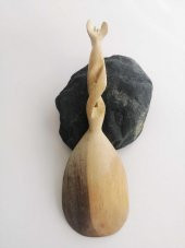 Zürafa Figürlü El İşi Ahşap Oyma Kaşık Duvar Süsü - 2