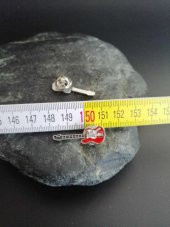 1 Adet Gitar Rozet Yaka İğnesi Aksesuar Çanta Süsü - 4