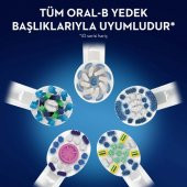 Oral-B Vitality D150 Cross Action Şarjlı Diş Fırçası thumbnail 4