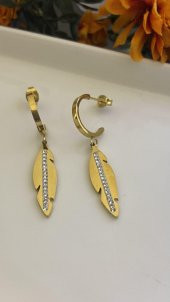 Aksesuar Çarşısı Zirkon Taşlı Tüy Küpe thumbnail 1