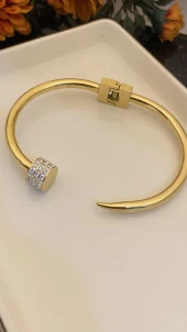 Aksesuar Çarşısı Özel Seri Çivi Zirkon Taşlı Kelepçe Bileklik thumbnail 2