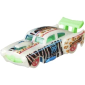 Hot Wheels Monster Trucks Karanlıkta Parlayan Araçlar HCB57 Lisanslı Ürün - 3