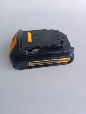 Dewalt 20V 1.5Ah Li-ion Akü DCB201 2.El - 5