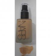 Nars Sheer Matte Fondöten Fiji Light 5 Refill 30 ml - 1