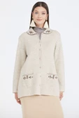 Kadın Polo Yaka Cepli Nakışlı Triko Ceket - Açık Bej - 1