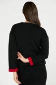 Sim Detaylı Kısa Triko Ceket - Siyah - Kırmızı thumbnail 4