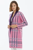 Şal Yaka Ekose Desenli Triko Hırka - Pembe thumbnail 3