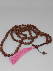 Rudraksha Tohumlu Pembe Püsküllü 108lik Ara Düğümlü El Yapımı Mala Kolye thumbnail 2