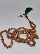 Rudraksha Tohumlu Yeşil Püsküllü 108lik Ara Düğümlü El Yapımı Mala Kolye thumbnail 3