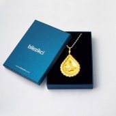 Pul Dizili Zincirsiz 14 Ayar Altın Tuğralı Kolye thumbnail 6