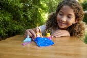 Barbie Chelseanin Kamp Macerası Oyun Seti HDF77 (15 cm, Sarışın Bebek), Hayvan Arkadaşı Baykuş, Uyku Tulumu, Dürbün ve Kamp Aksesuarları, 3-7 Yaş Arası - 2