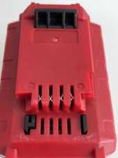 Power Tool 20V 4.0Ah Li-ion Akü PCC685L (Kutusuz) thumbnail 4