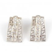 925 Ayar Gümüş Grek Motifli Taşlı Küpe - 1