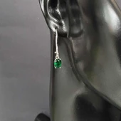 925 Ayar Gümüş Oval Küçük Boy Sentetik Zümrüt Taşlı Küpe thumbnail 3