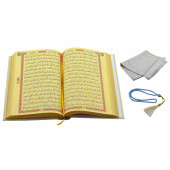 Krem Renkli Karekodlu Kuranı Kerim (22cmx16cm) Seccade (67cmx122cm) Tesbih Set - 1