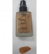 Nars Sheer Matte Fondöten Refill Cadız Med/Dark 3 - 1