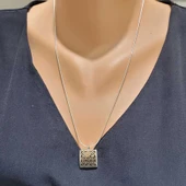 925 Ayar Gümüş Kare Konstantin Kolye thumbnail 1