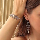 925 Ayar Gümüş Telkâri Yapraklı İncili Model Bileklik thumbnail 1