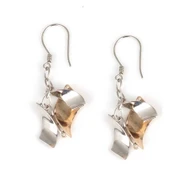 925 Ayar Gümüş Dalgalı Model Sallantılı Küpe thumbnail 1