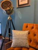 Mrs.Gugar Altın Detaylı Mermer Desen Kare Kırlent Kılıfı - 10