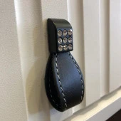 Deri Düğme Kulp Taşlı Siyah (2 Adet) thumbnail 1