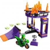 LEGO City 60359 Dunk Stunt Ramp Challenge - 3