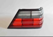 MERCEDES W124 STOP CAMI SAĞ YENİ MODEL - 1