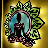 Veraart Epoksili Meditasyon Yoga Buda Figürlü Duvar Dekorlu Gece Lambası 75x82 cm - 4