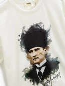 Koton Erkek Çocuk Atatürk Baskılı Tişört Kısa Kollu Bisiklet Yaka Pamuklu - 3