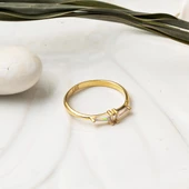 Modern Baget Tasarımlı Altın 14 Ayar Yüzük thumbnail 3