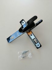 YALE PVC KAPI KOLU PLASTİK SİYAH - 3