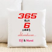 365 gün 6 Saat Kişiye Özel Yastık Kılıfı Pi183 - 1