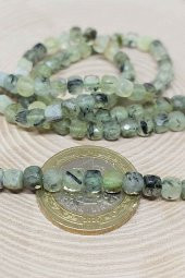 Prehnit (Prinayt) Taşı Küp Şekilli Dizi 4,5mm thumbnail 3