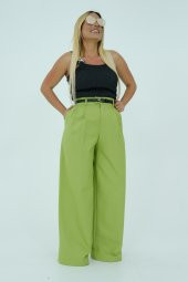 Fıstık yeşili siyah kemerli bol paça pantolon - 4