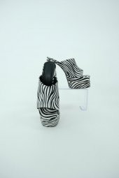 Siyah beyaz zebra desenli yüksek topuklu terlik - 2