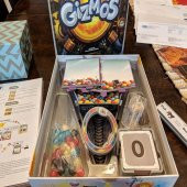 Gizmos Masası Oyun Kart Tutucu Plastik Aparat - 1