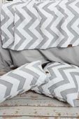 Yatak Runner Kırlent Seti Bohem Punch Panç Desen Yatak Örtüsü Line Gri thumbnail 2