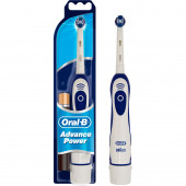 Oral-B Expert Precision Clean Pilli Diş Fırçası - 1